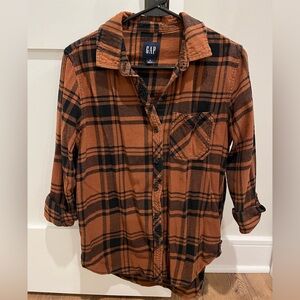 GAP Rust and Black Plaid Shirt
